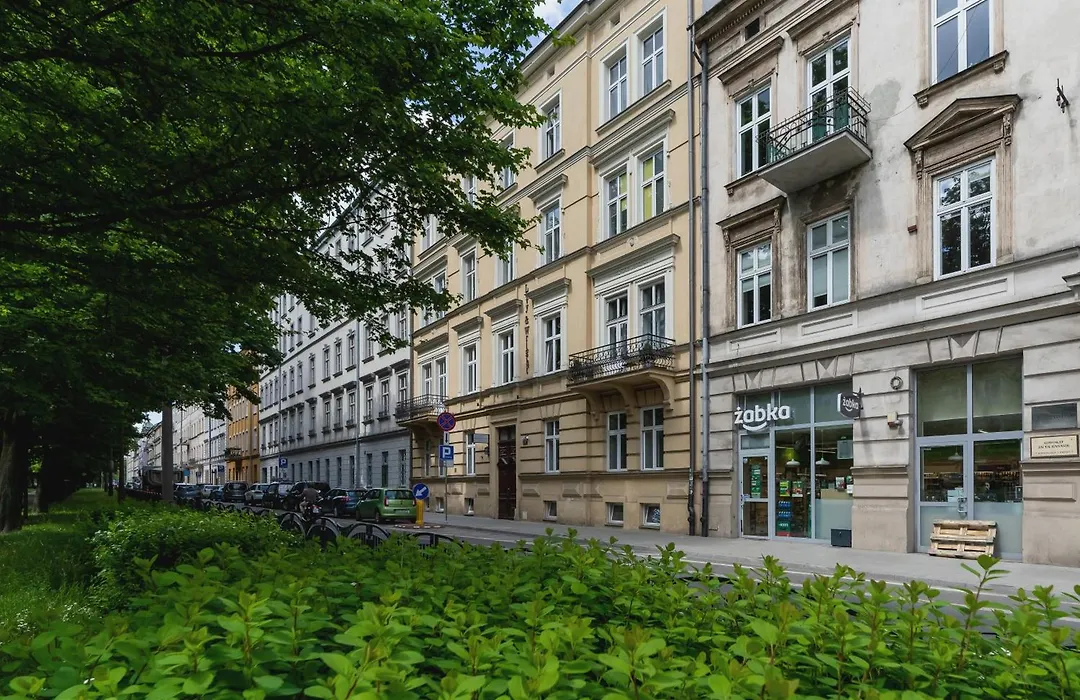 Beautiful Apartments Kraków by Renters-1